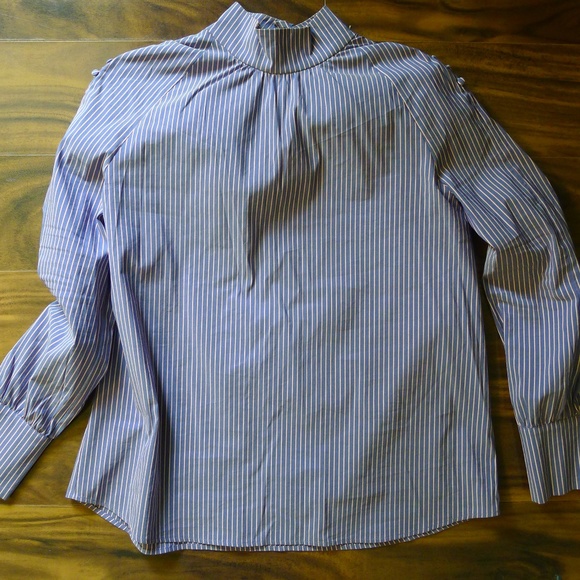 {Set} Stripe Mock Neck Blouse - Sz M - Picture 8 of 11